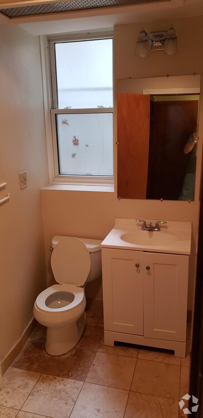 Building Photo - 1193 Commonwealth Ave Unit 101 Rental