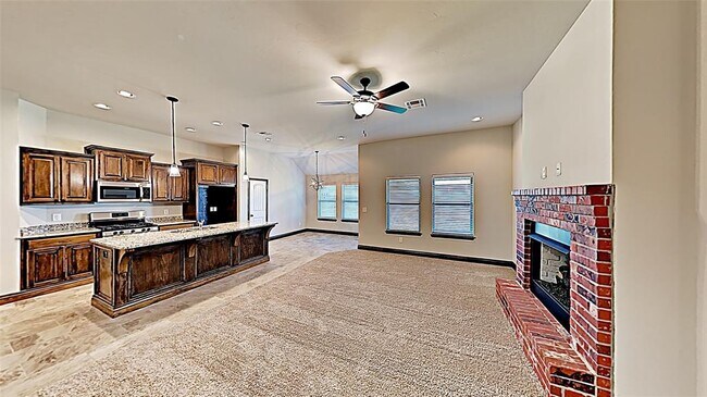 Photo - 11025 SW 33rd St