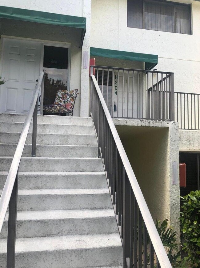 Photo - 65 Deer Creek Rd Unidad H204 Rental