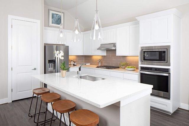 2620 Brushwood Mdw