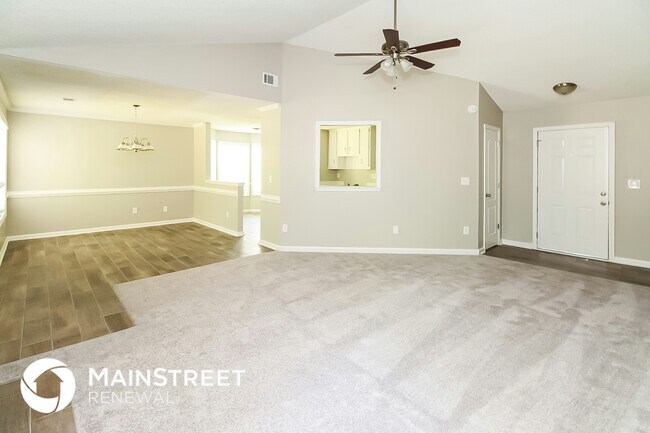 Photo - 1012 Forest Glen