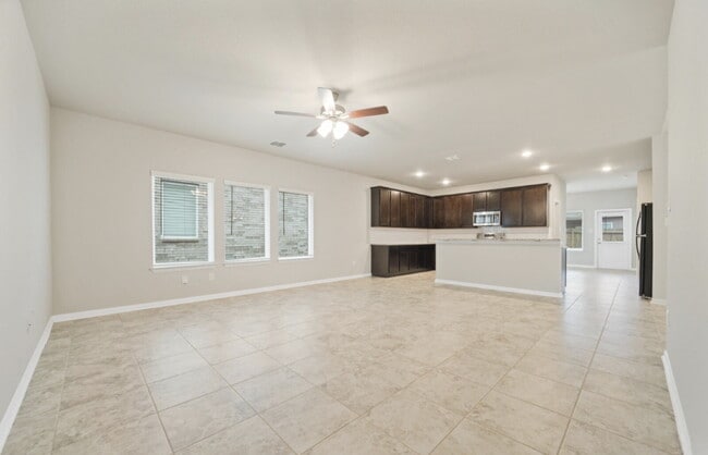 Photo - 8907 Arundal Garden