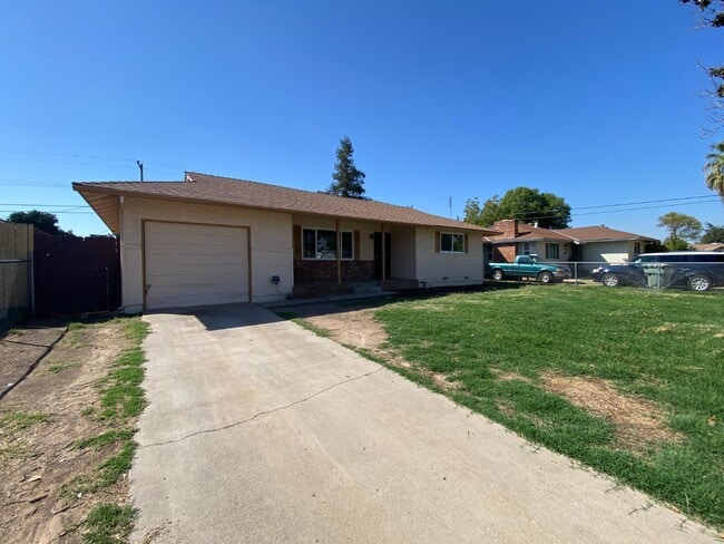 Photo - 1545 W Sussex Way