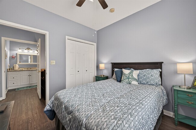 Photo - 929 Rockmead Dr Unit 2211