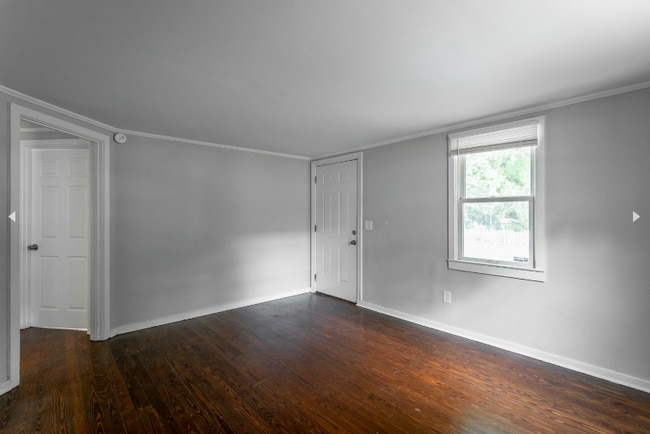 Photo - 3921 Bennett Rd
