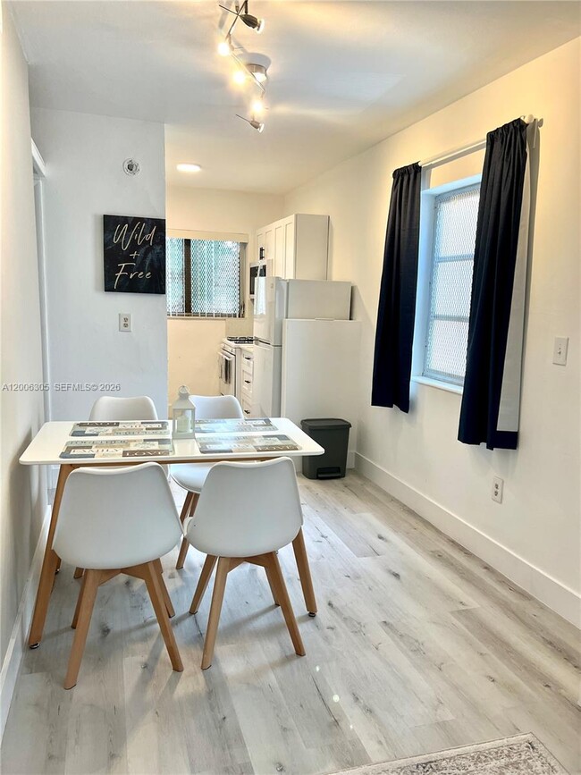 Photo - 825 Euclid Ave Unidad 8