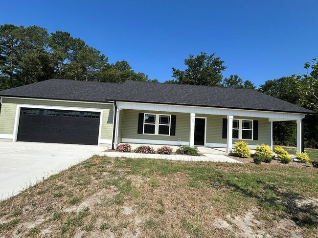 Building Photo - 403 Grand Oaks Dr