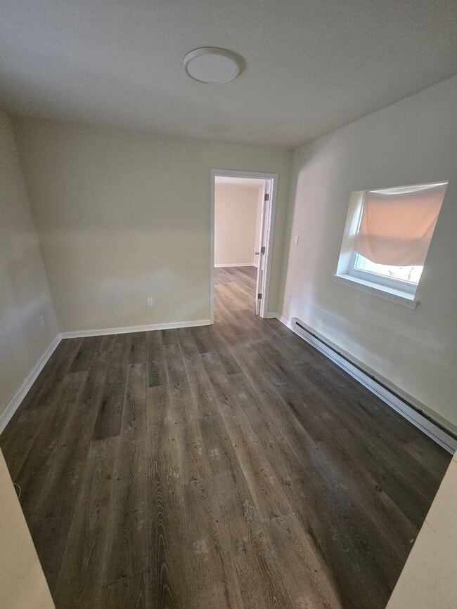 Photo - 1742 Easton Rd Unit B