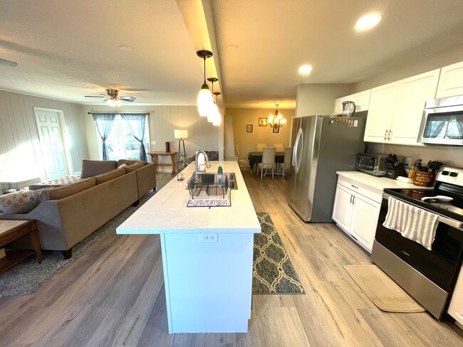 548 Rural Hill Rd