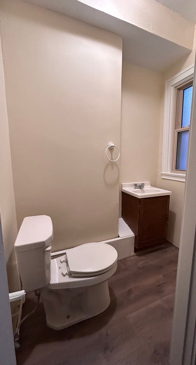 Photo - 6111 Alder St Apartments