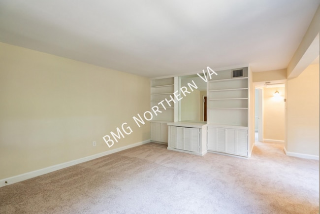 Photo - 2101 N Scott St