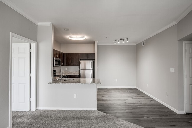 2BD, 2BA - 994SF - Kitchen and Dining Area