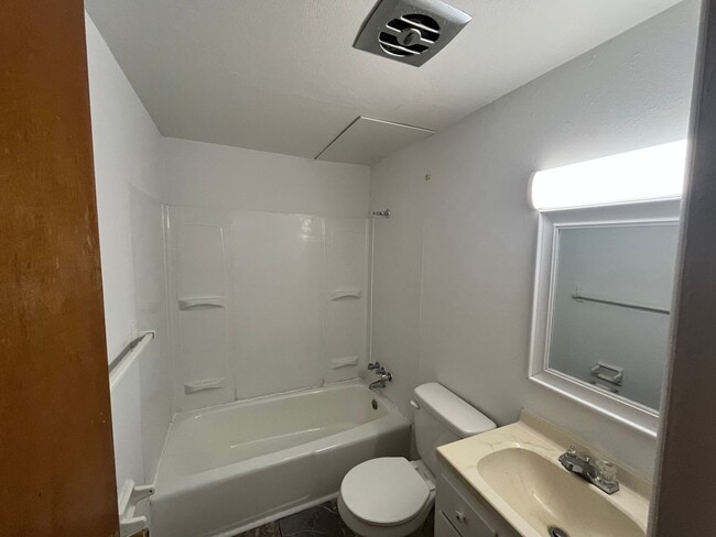 Photo - 410 W Mather St Unit 8