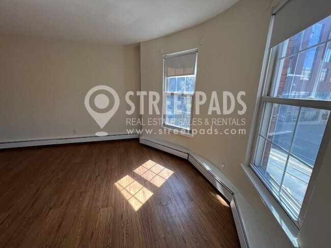 Photo - 1 bedroom in Boston MA 02130