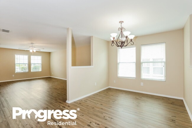 Photo - 8410 River Bluffs Dr