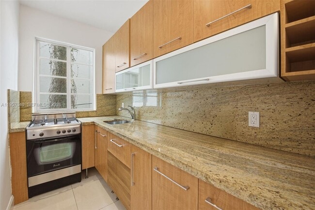 Photo - 526 15th St Unit 17