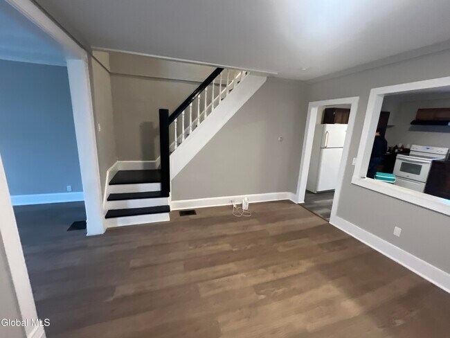 Photo - 9-11 Factory St Unit 11