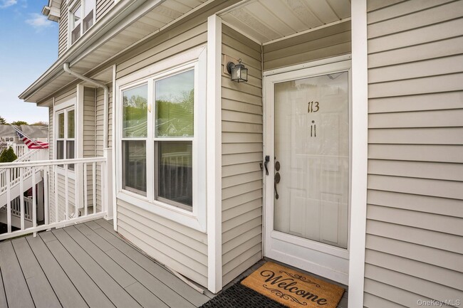 Photo - 113 Leeward Ln