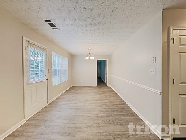 Photo - 1124 Patriot Cir