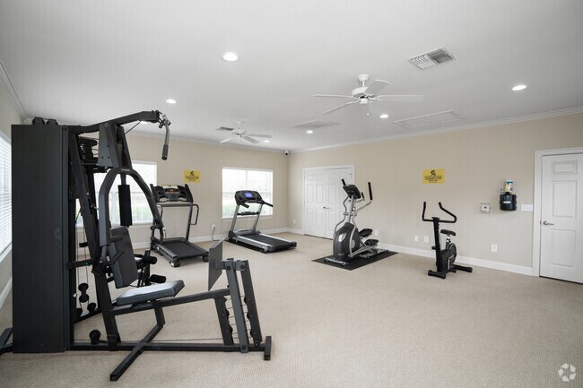 Sundance Apartments Gymnasium