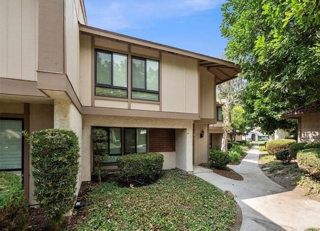 Building Photo - 2993 N Cottonwood St Unit 13 Rental