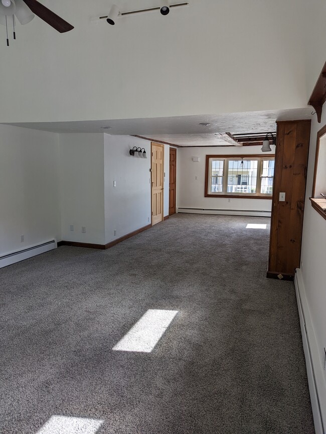Building Photo - 9 Turnbull Ave Unit #1