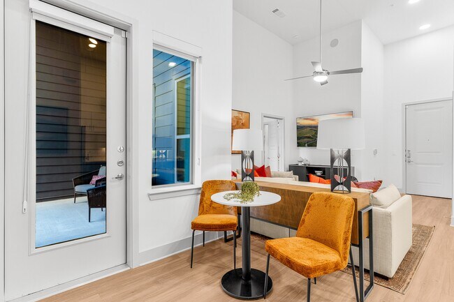 Photo - Alta Magnolia