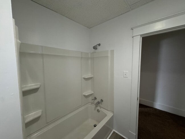 Photo - Water Street Duplex Unidad First Floor