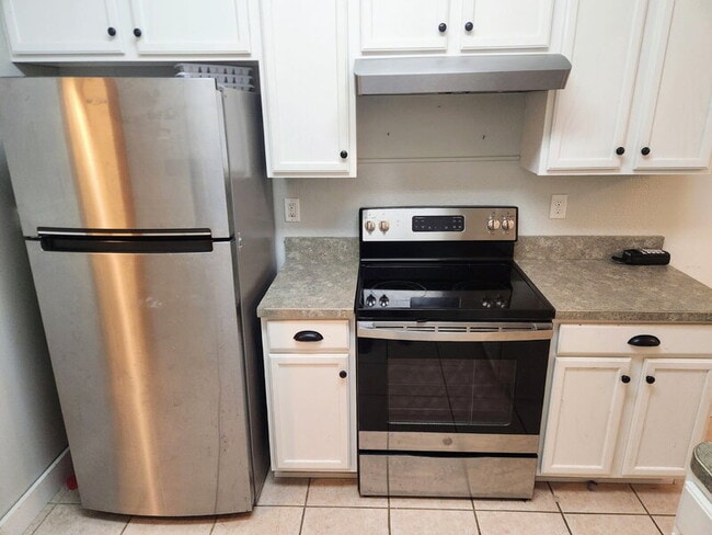 Photo - 2008 NW Ashton Ln