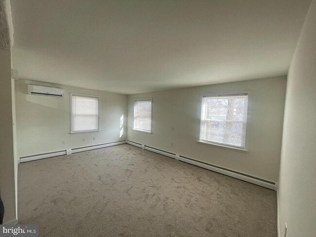 233 Roesch Ave