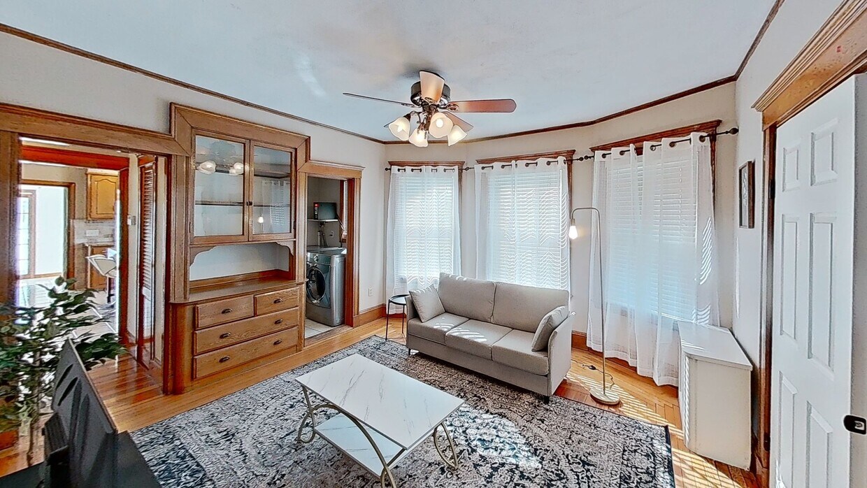 Photo - Private bedroom in 5 bed/2 bath Home