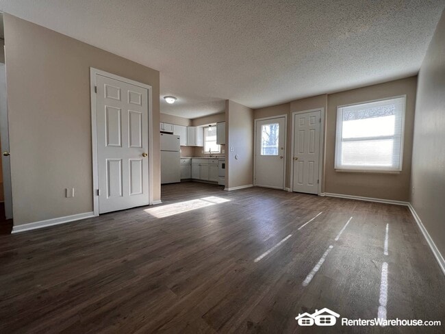 Photo - 3012 Raccoon St