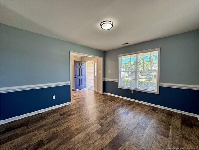 Photo - 105 Bluebonnet Oak Ct