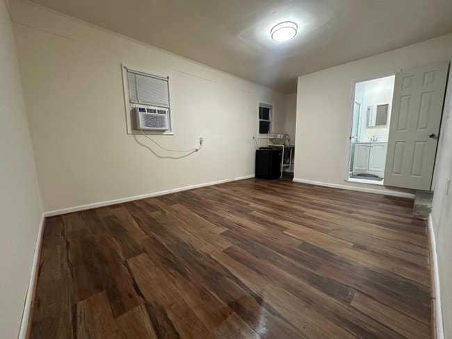 Photo - 8xxx Barrett Rd