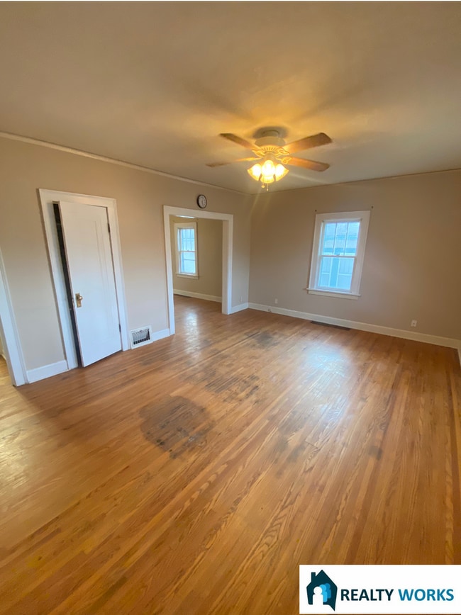 Photo - Cute 2 bed Bungalow!