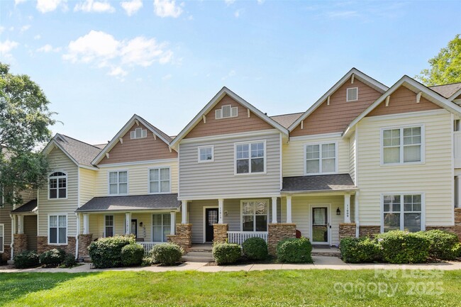 Photo - 11013 Dundarrach Ln