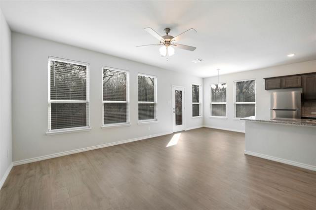 Photo - 519 Mockingbird Ln