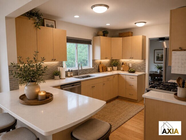 Photo - 5BD/3BA in Martin Acres w/a Backyard Oasis!