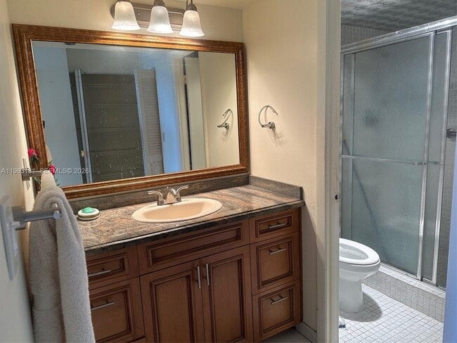 Photo - 1200 St Charles Pl Unidad PH7