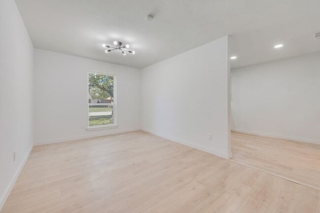 Photo - 4214 Osage Dr