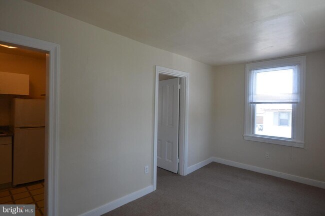 Photo - 23 S Delaware St Unit 2