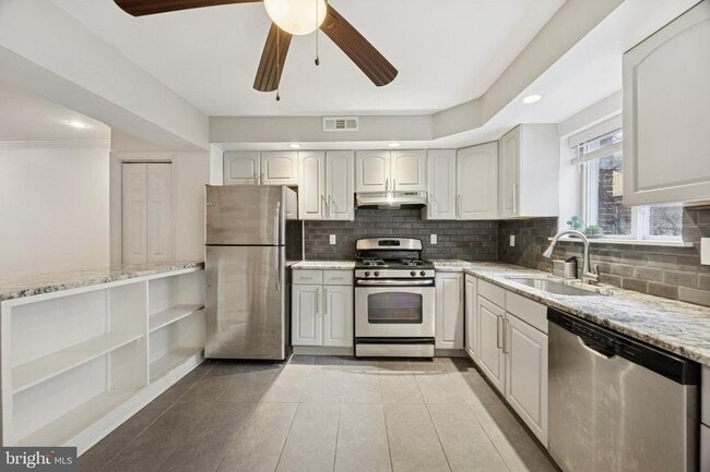 Photo - 1814 S Juniper St