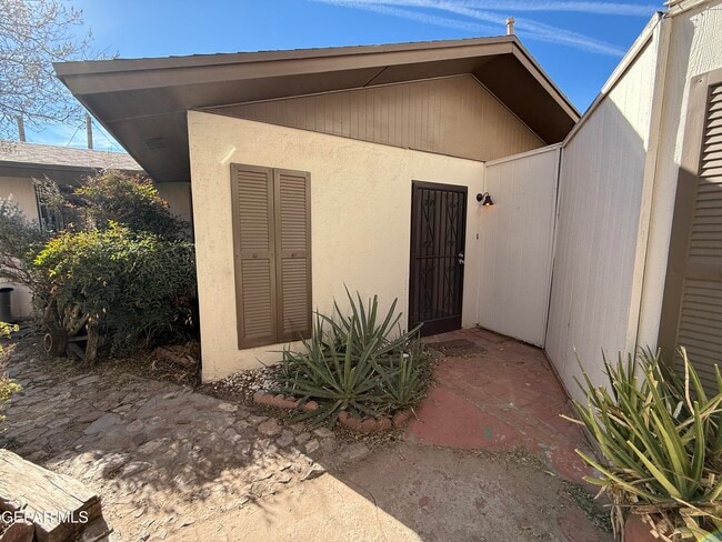 Photo - 2612 San Jose Ave