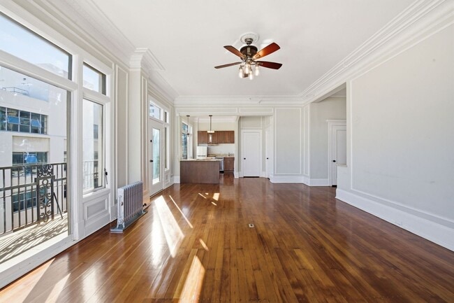 Photo - 1405 Van Ness Ave Unidad 700