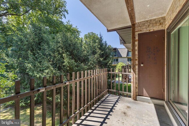 Photo - 11611 Vantage Hill Rd Unidad 11B