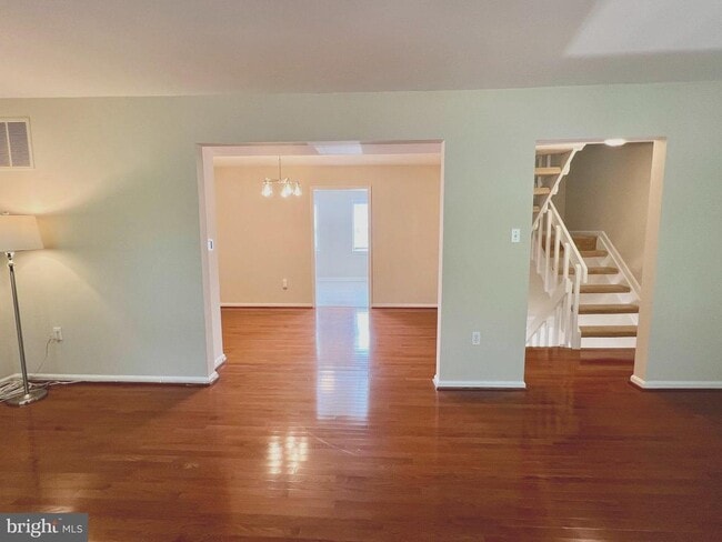 Photo - 8124 Larkin Ln