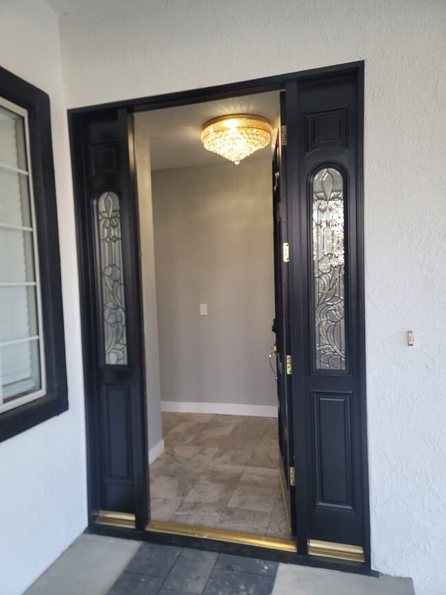 Photo - 5542 Tampa Ave Unit 5542