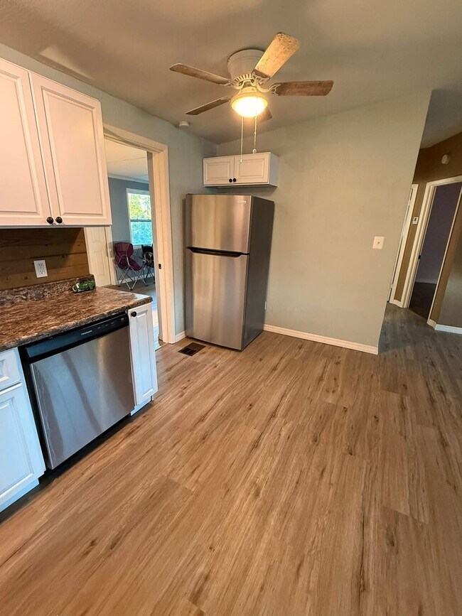 Photo - 10495 118th Ave N