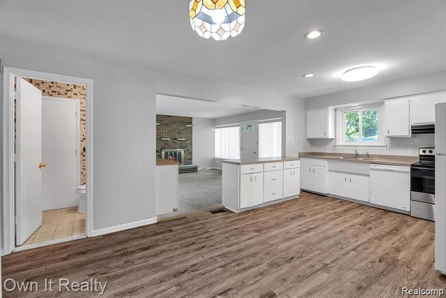 Photo - 20195 River Oaks Dr