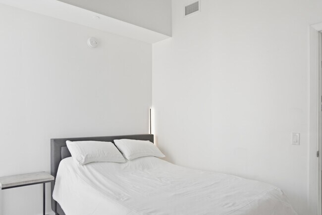 Photo - 151 SE 1st St Unit 411